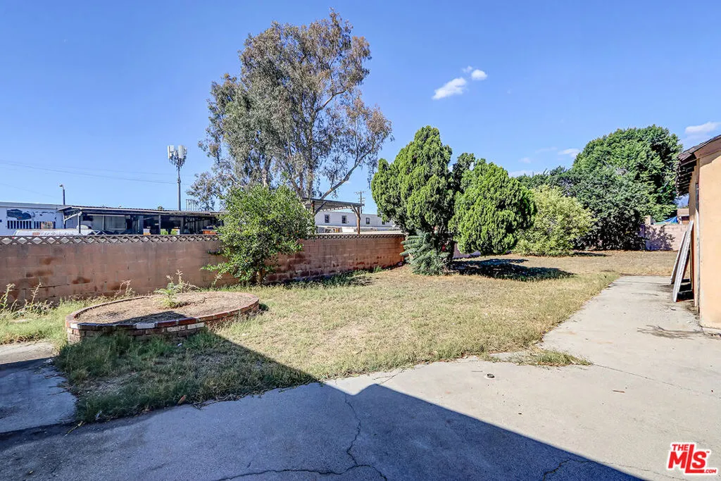 809 E Marshall Street, San Gabriel, California 91776 home-pic-20